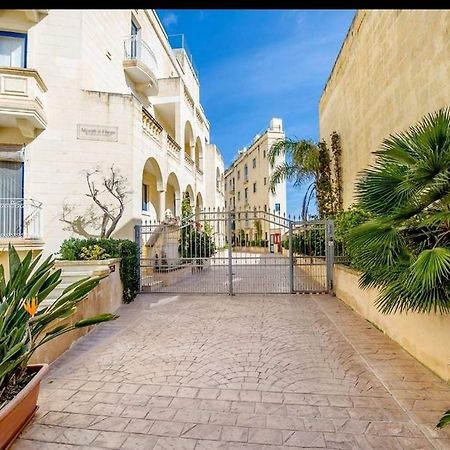 Apartment With Pool Gozo 艾因西莱姆 外观 照片